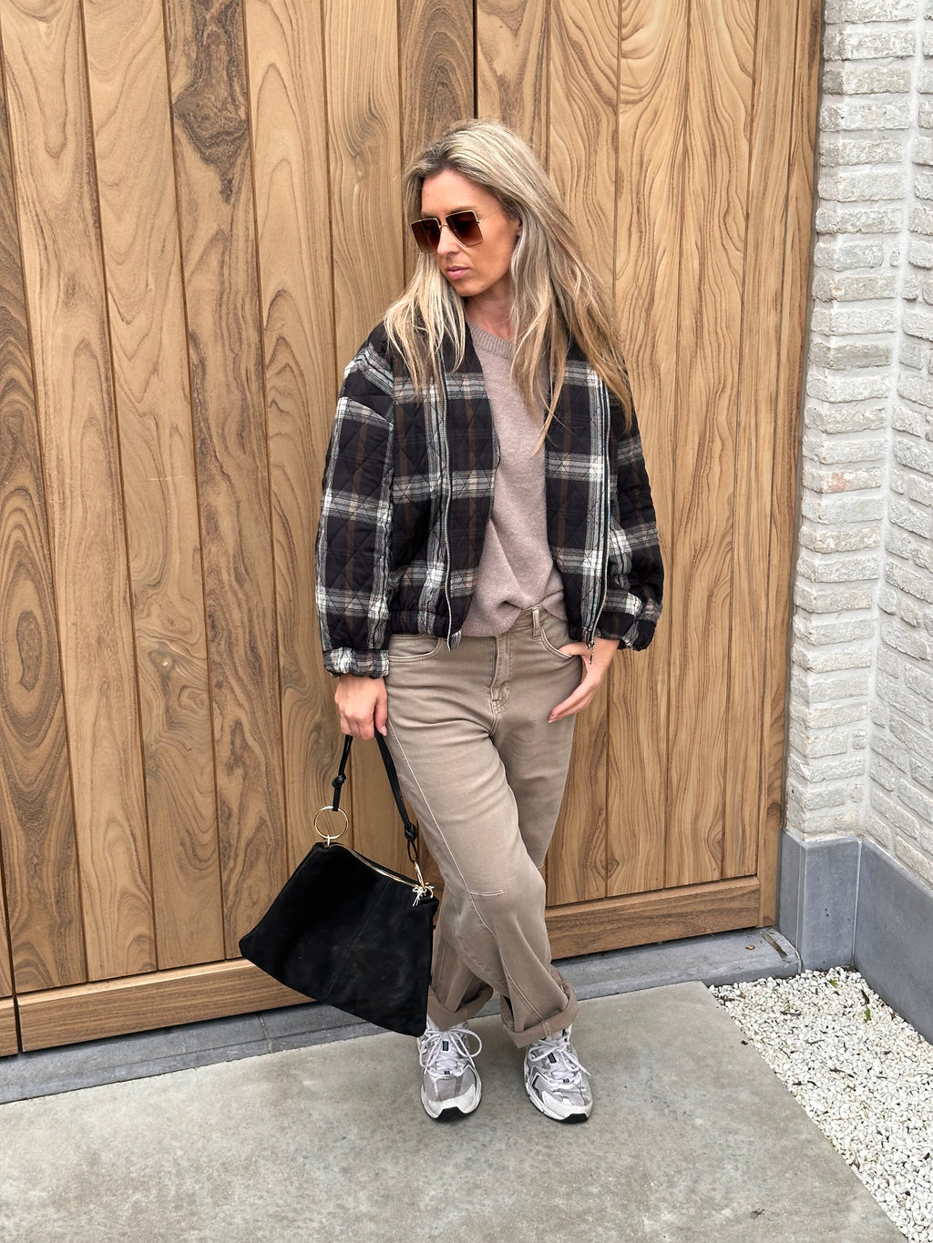 Jasje Mireille - Oversized - Zwart