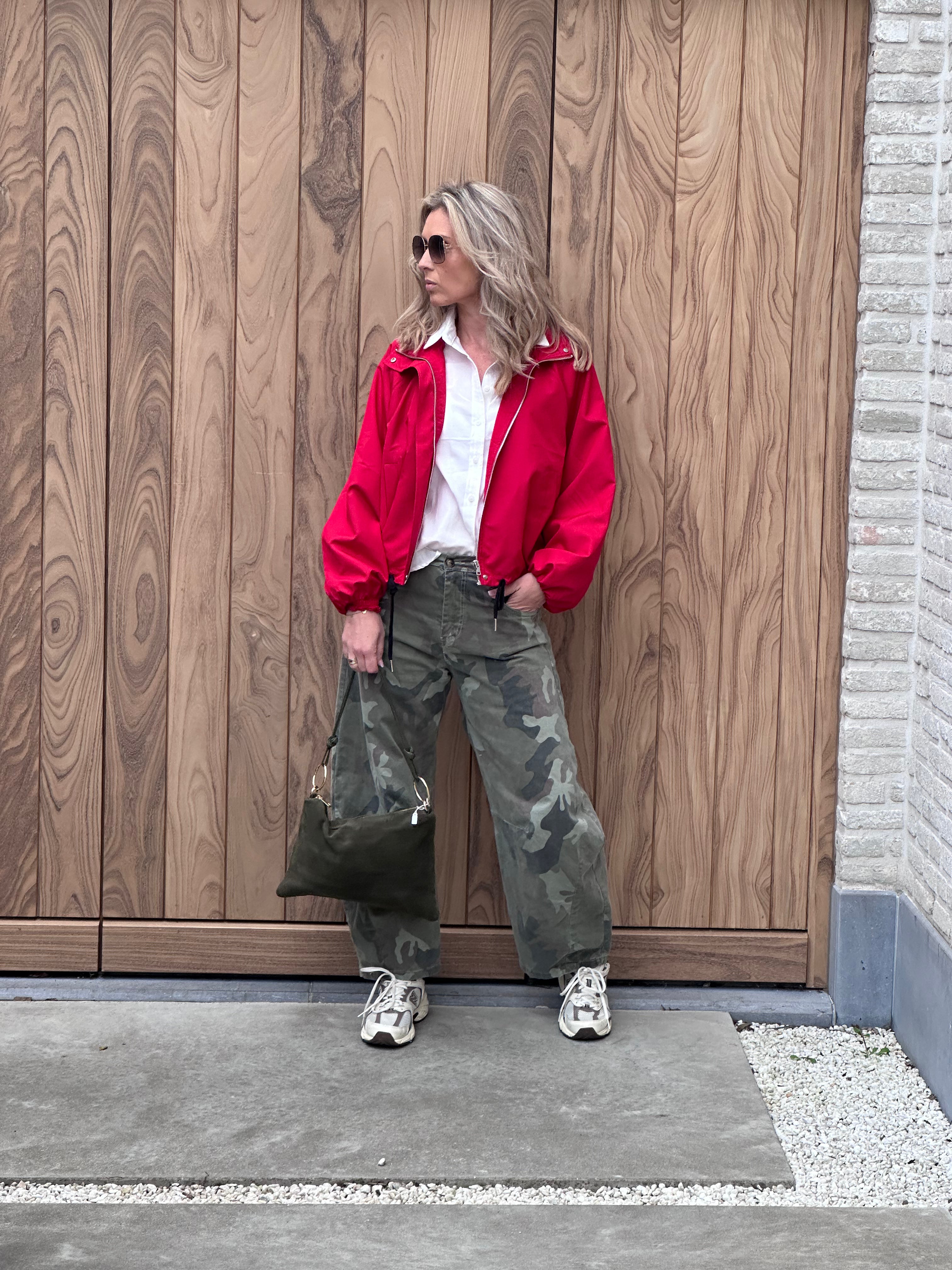 Jasje Ysa Red