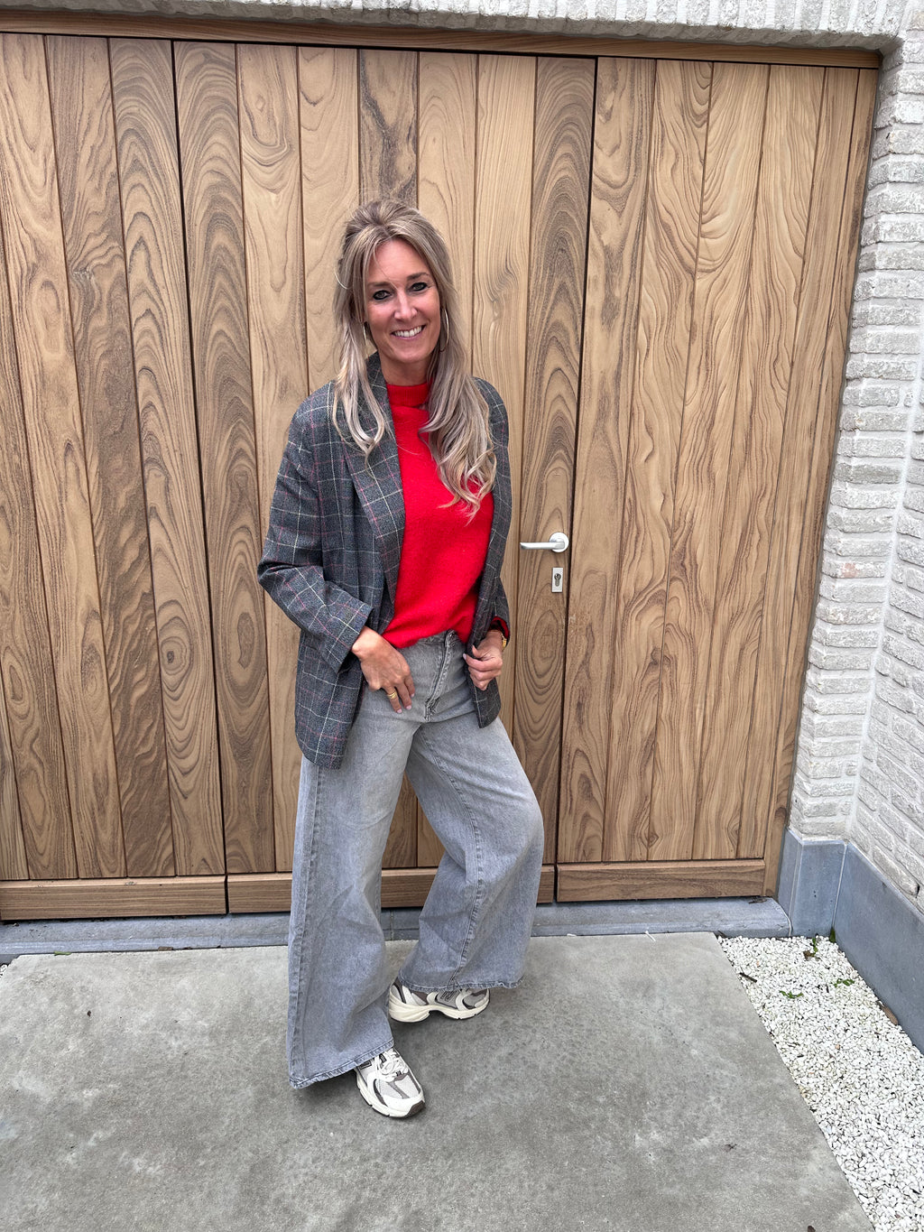 Pull Bé Red Offshoulder