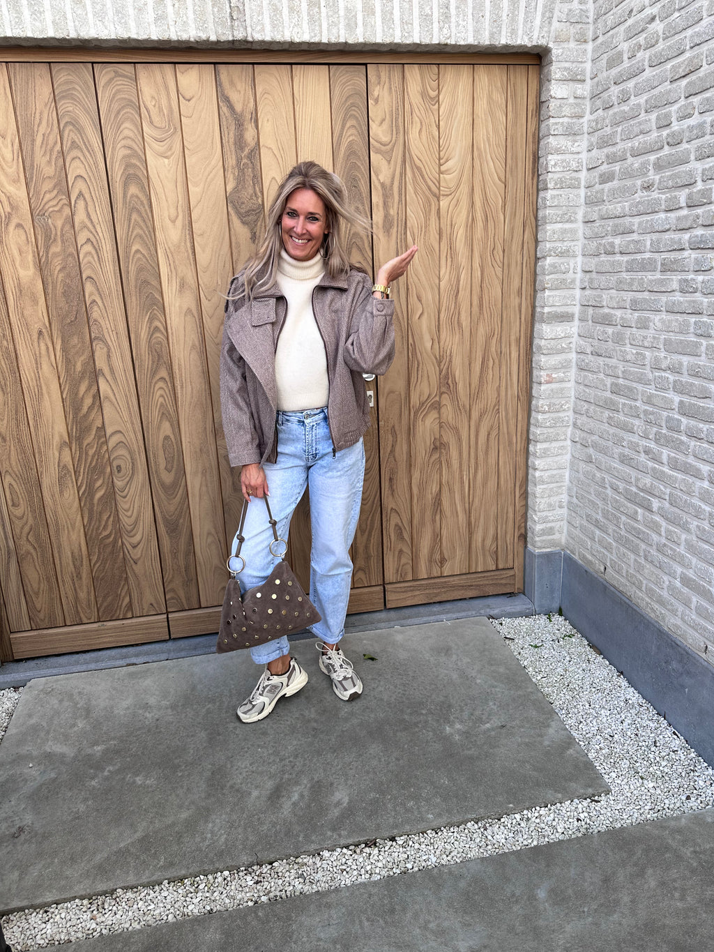 Jasje Faye - Oversized - Visgraat Taupe
