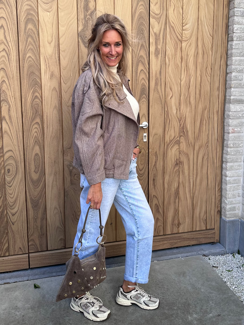 Jasje Faye - Oversized - Visgraat Taupe