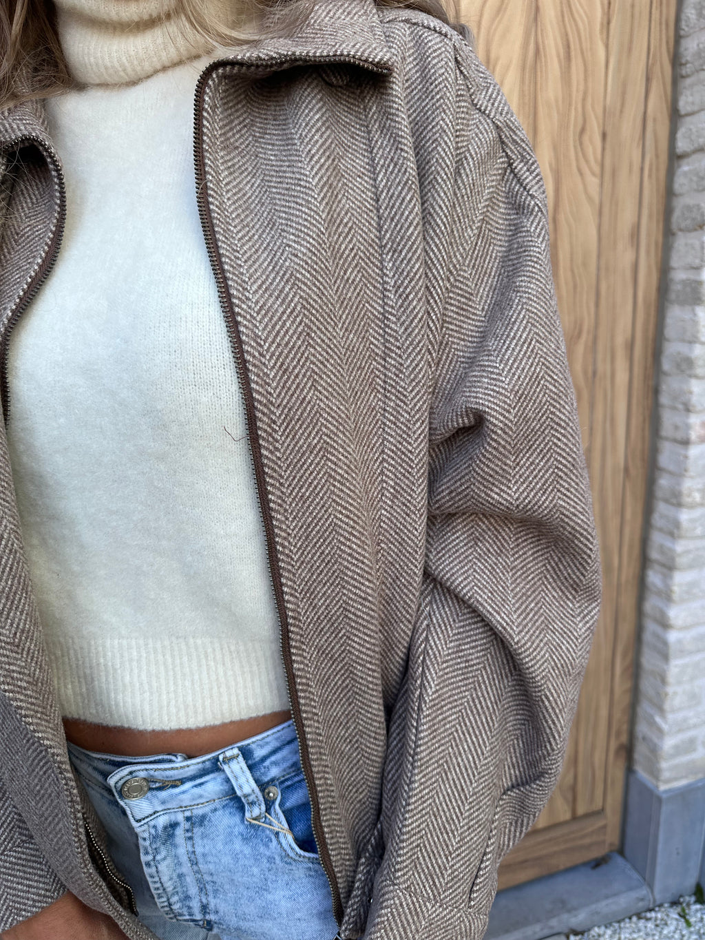 Jasje Faye - Oversized - Visgraat Taupe