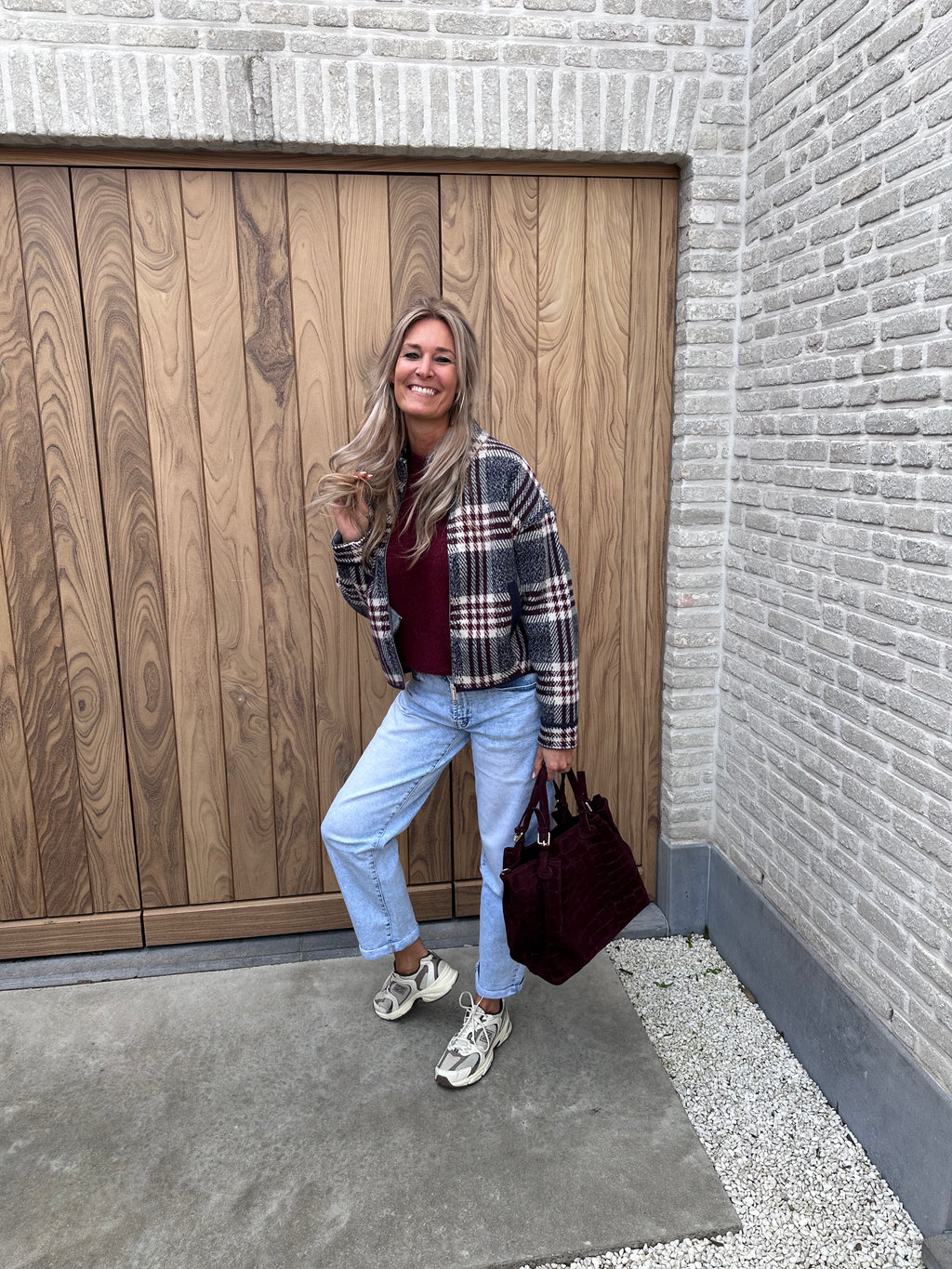 Jasje June Carreaux Bordeaux