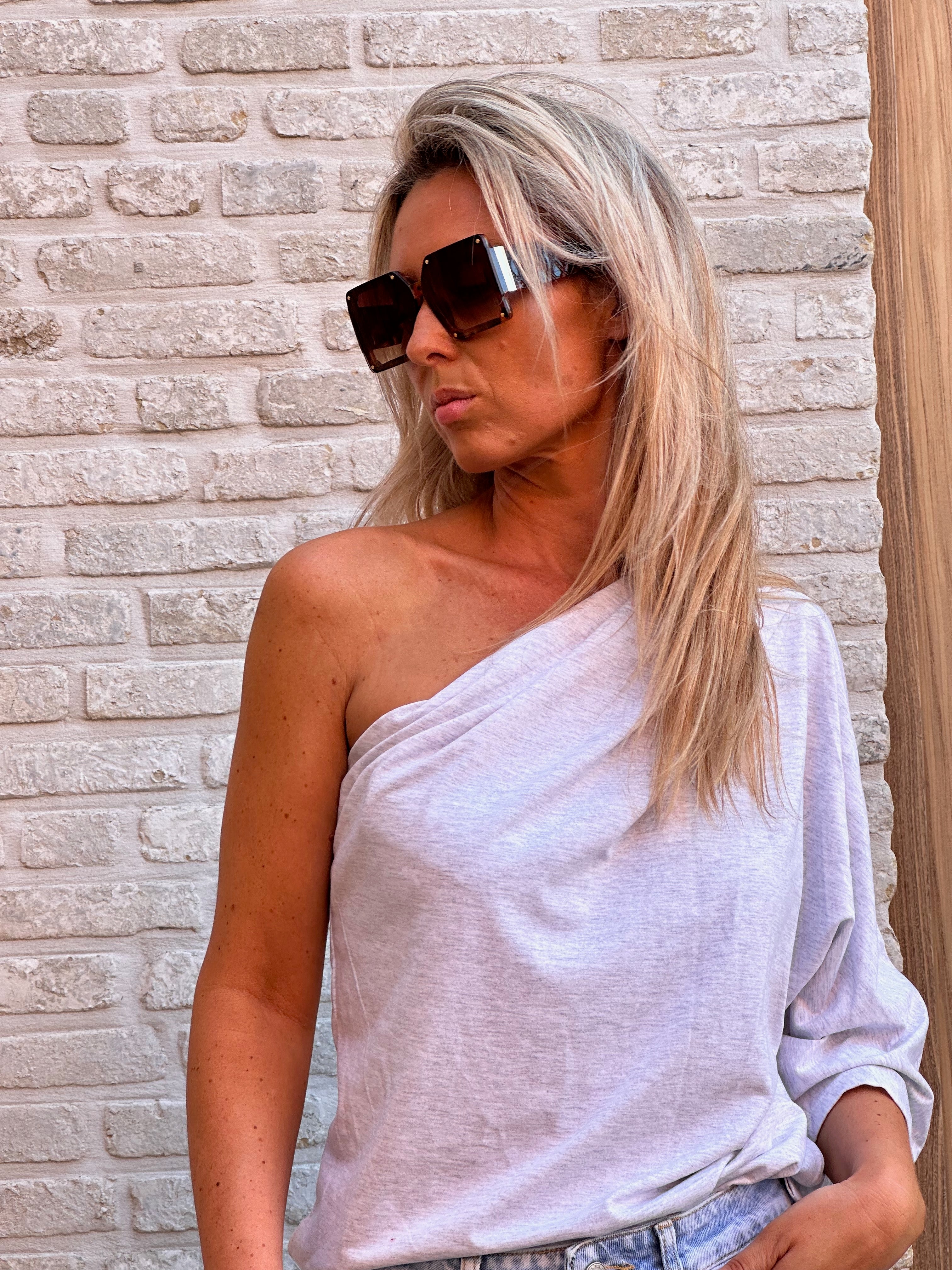T shirt Bibi Offshoulder Oversized