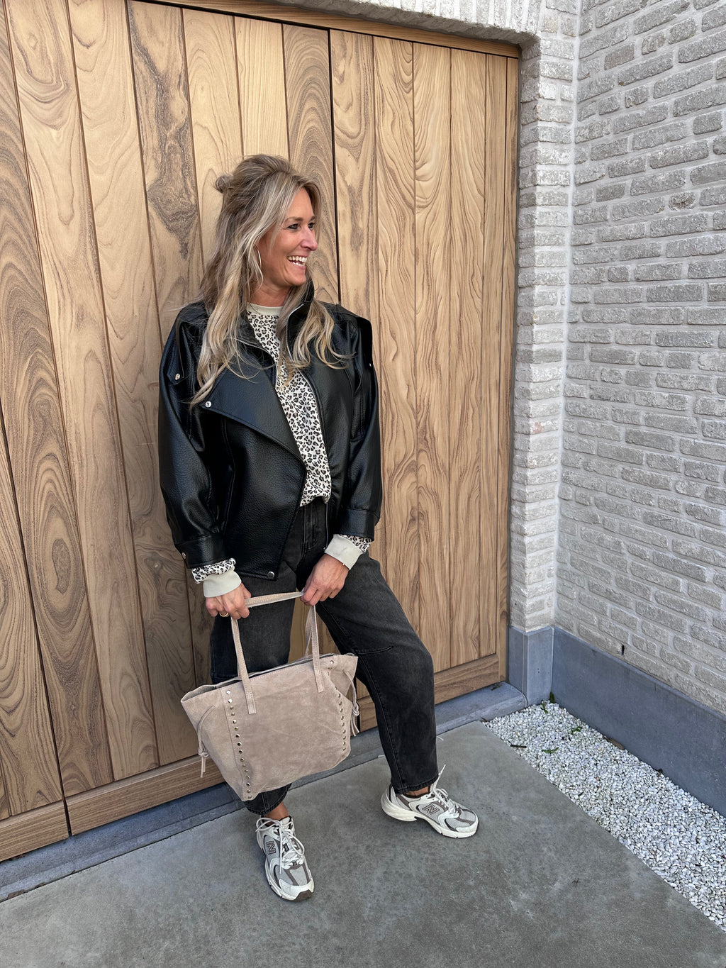 Jasje Aimee Oversized - Zwart