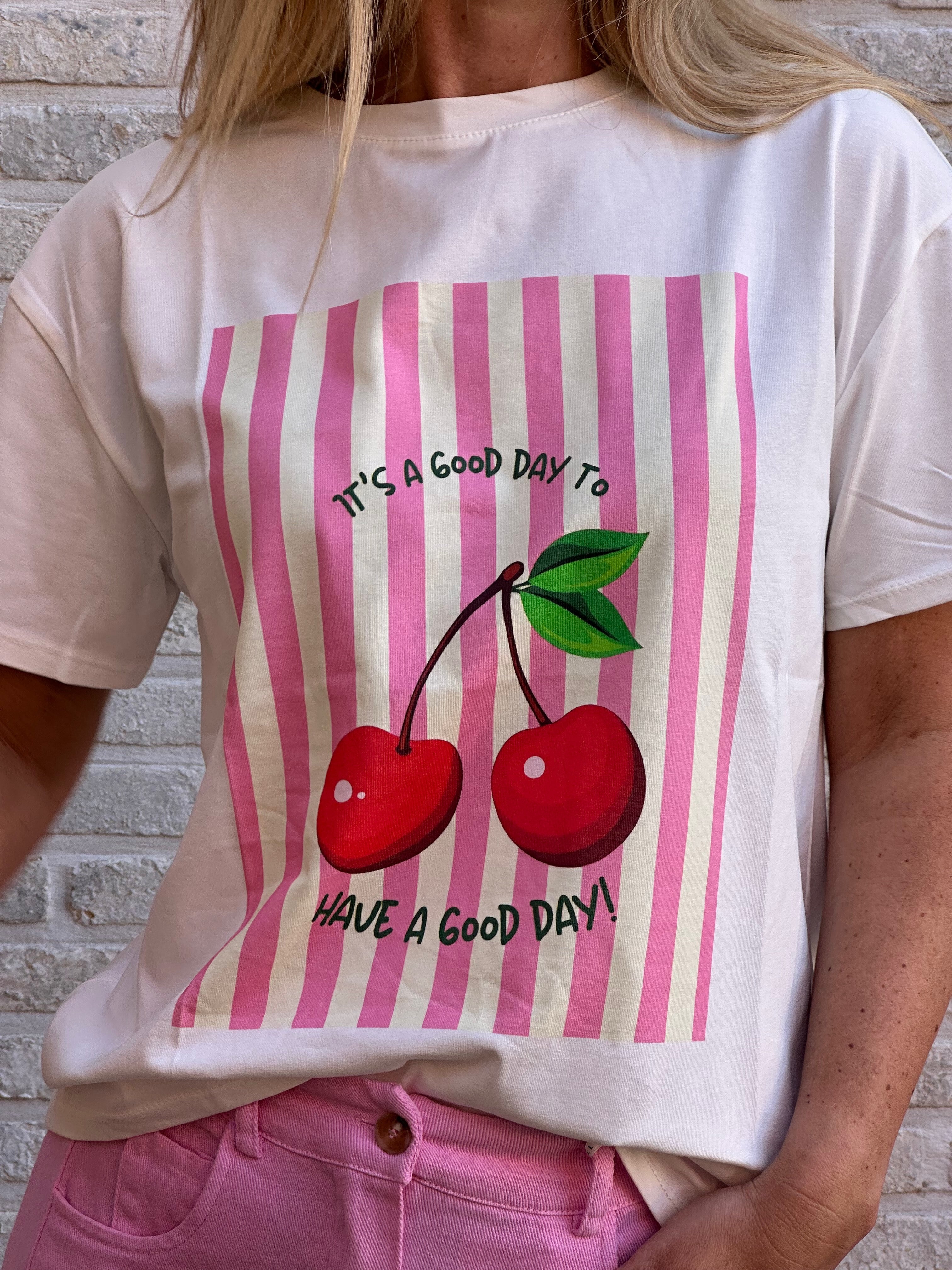 T shirt cherry