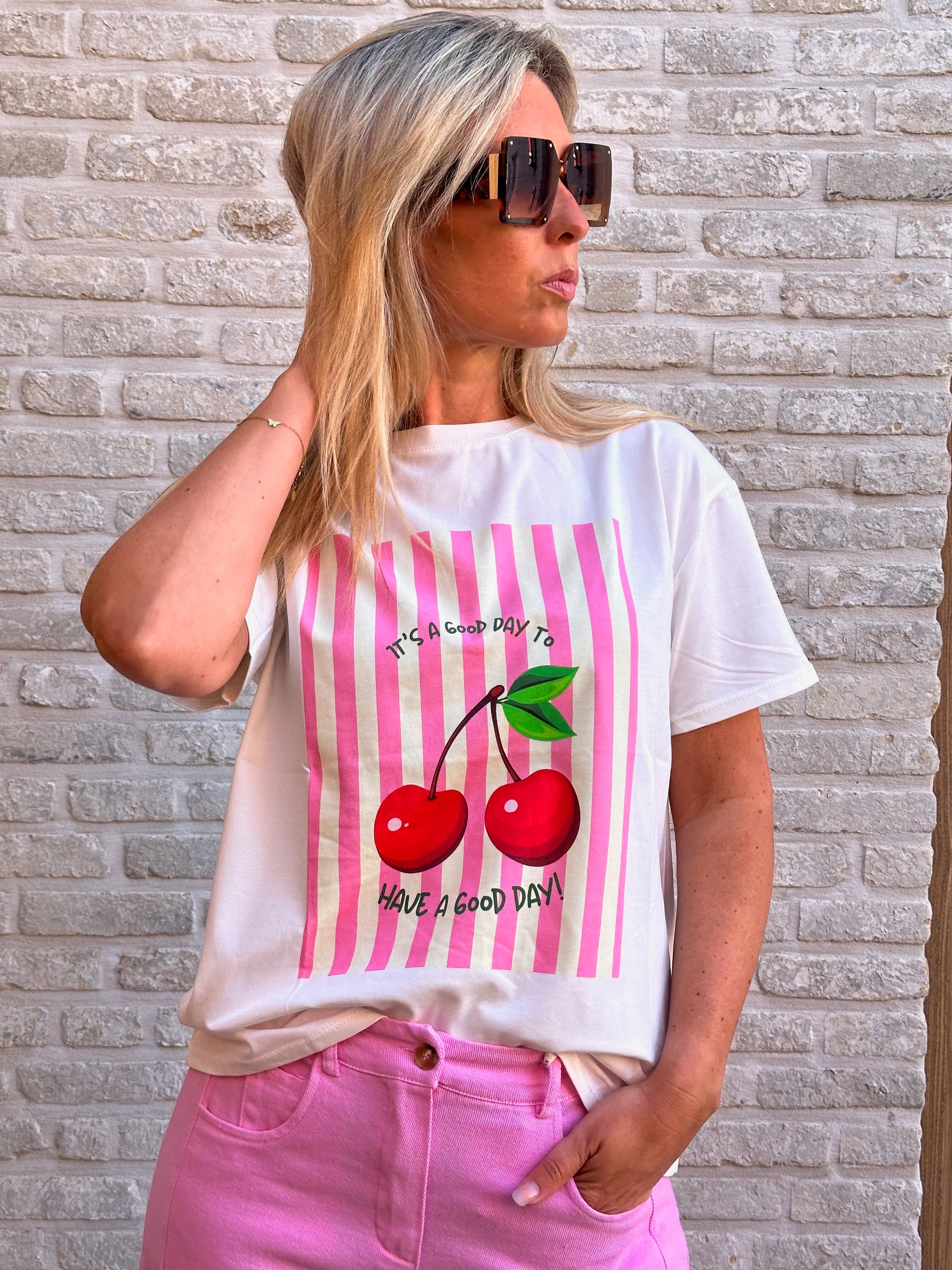T shirt cherry