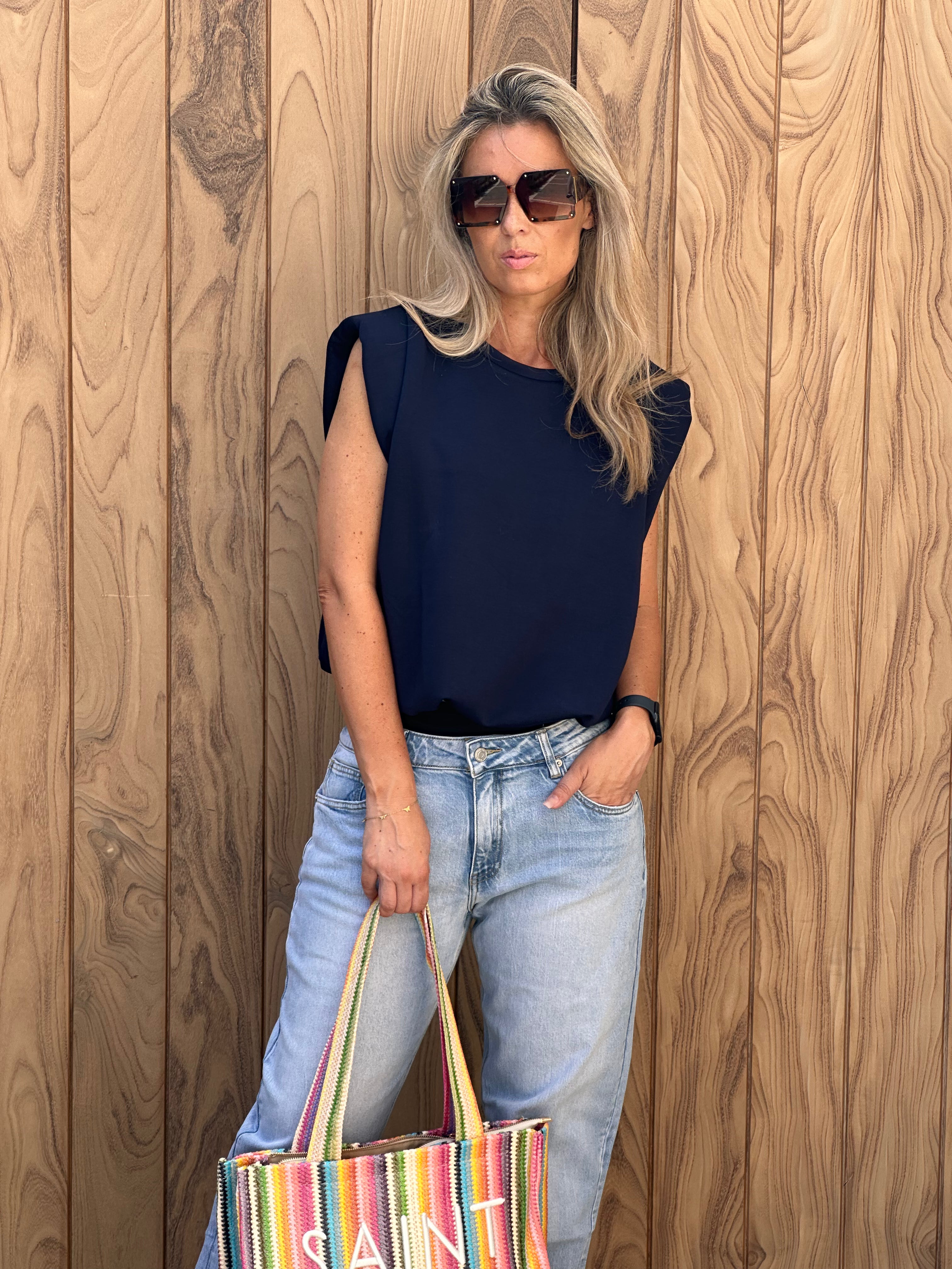 Top Ella Marine