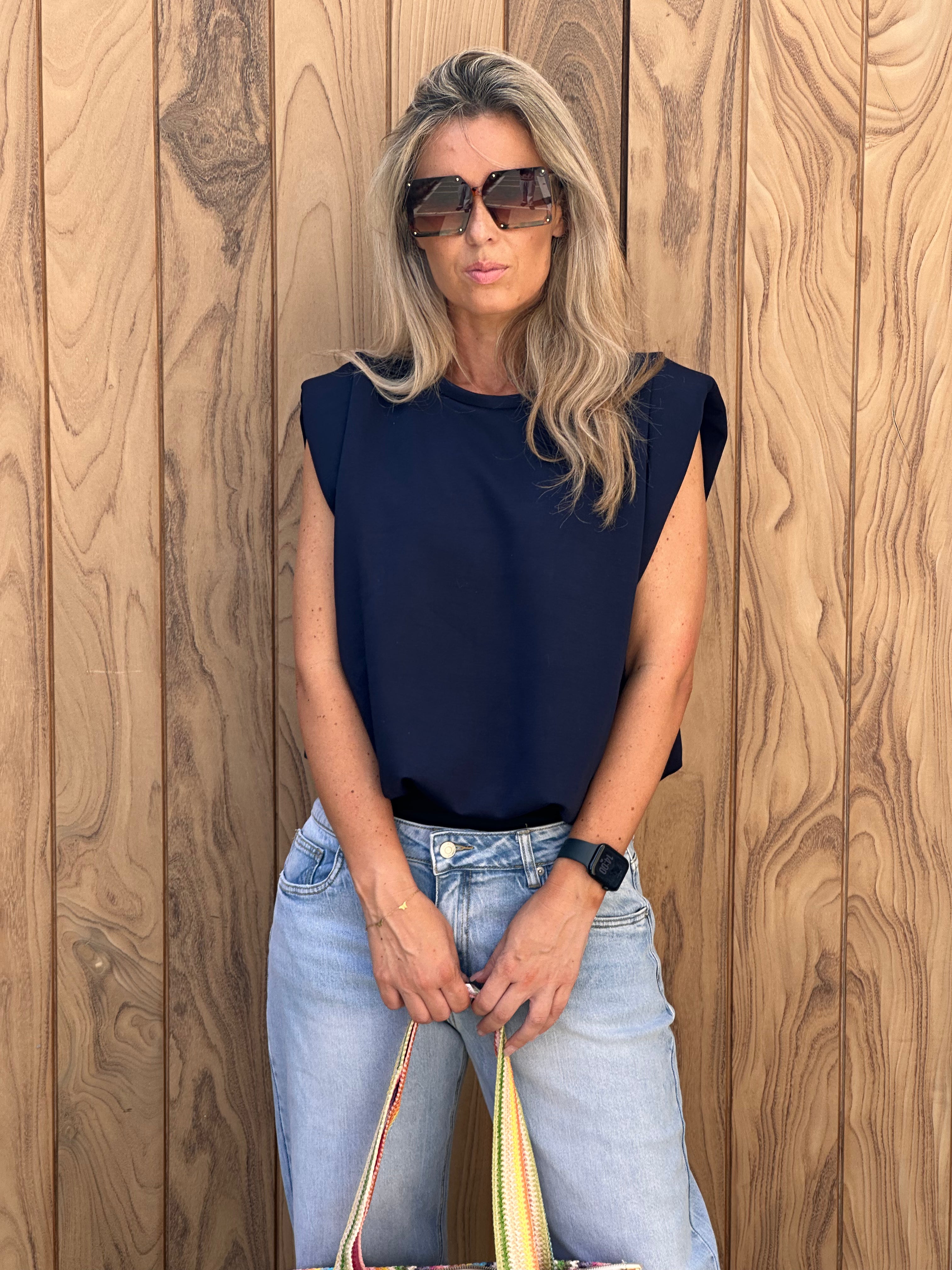 Top Ella Marine