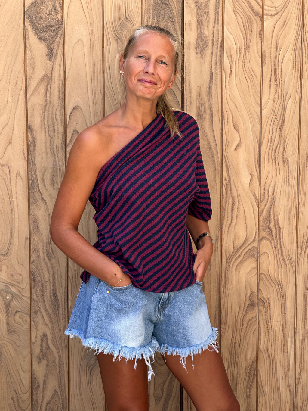 Top Fem Offshoulder