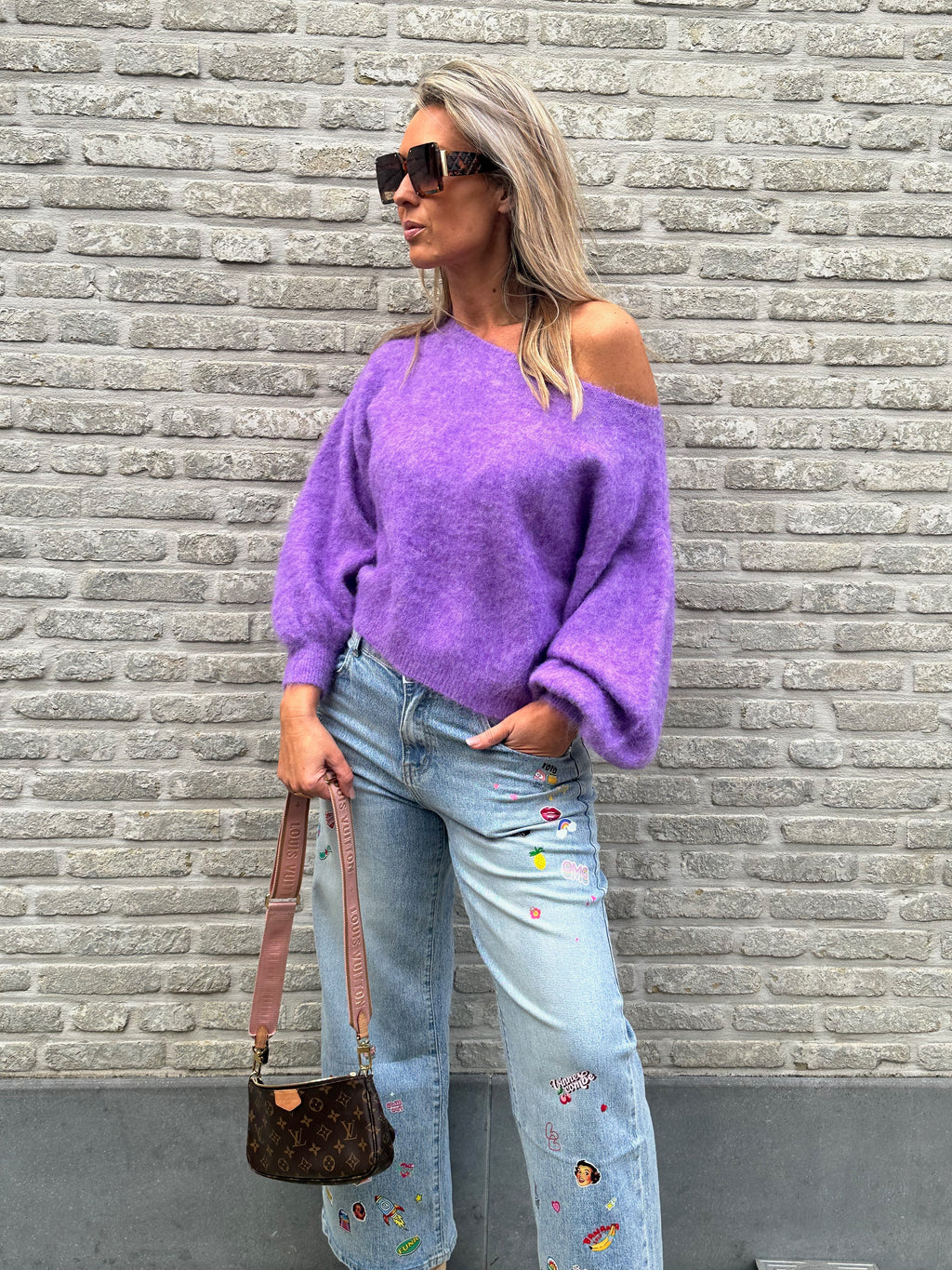 Pull Off-Shoulder Amy