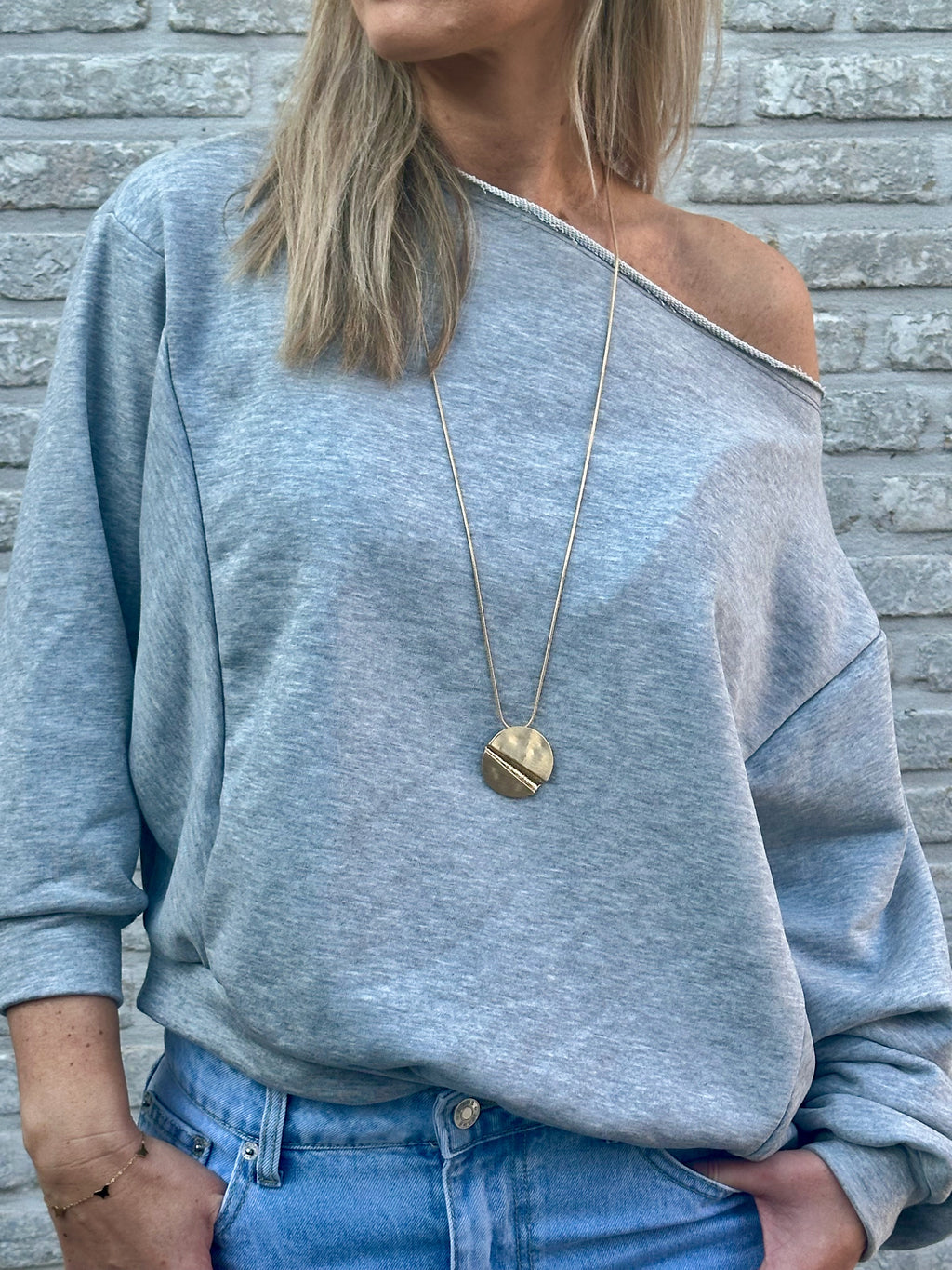 Pull Off-Shoulder Allison