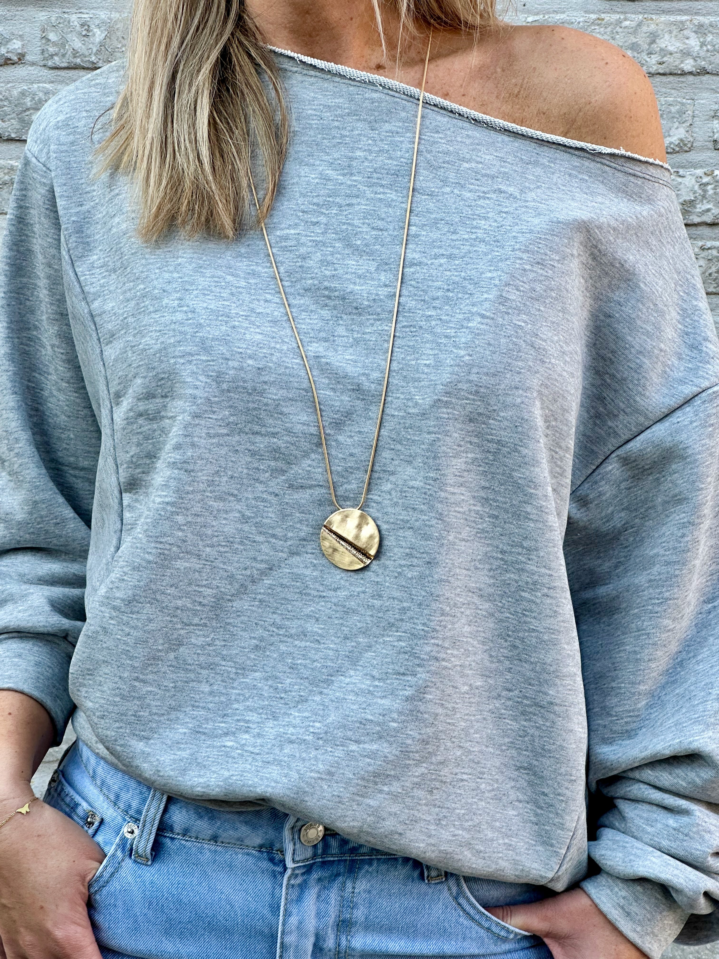 Pull Off-Shoulder Allison