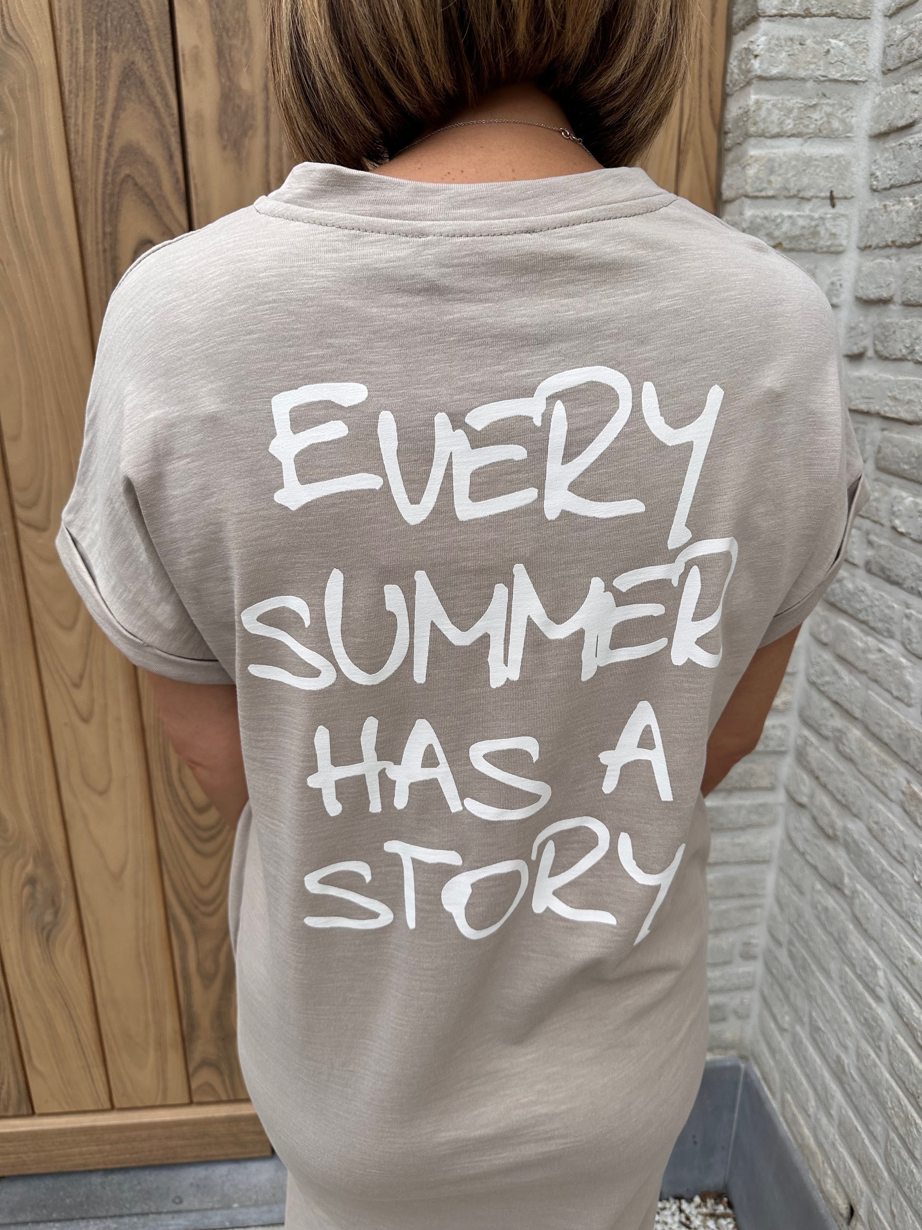 Jurk Every Summer has a Story Beige