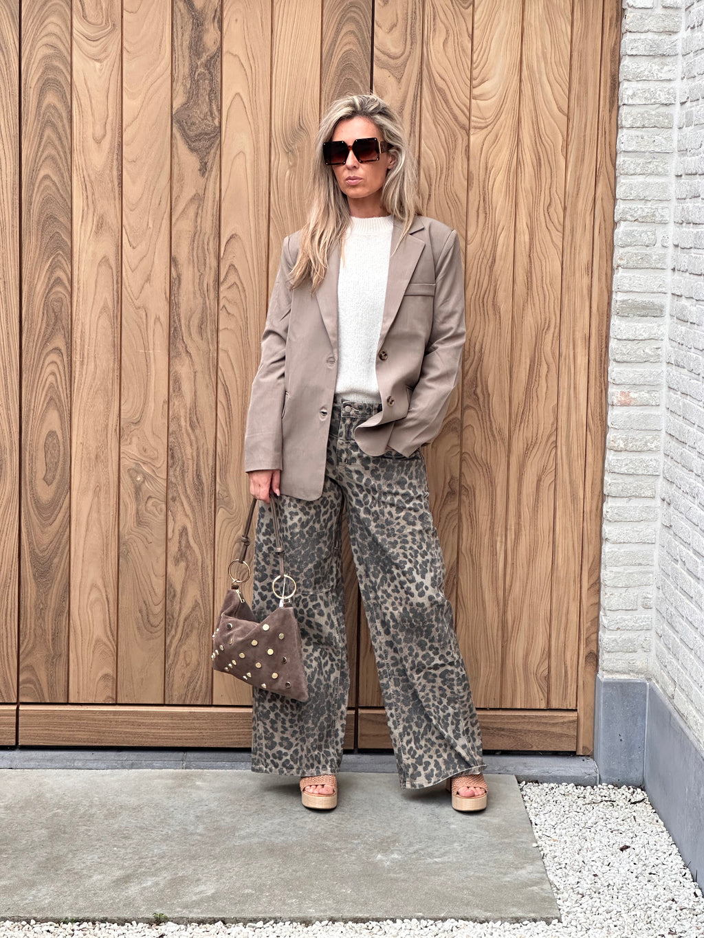Pull Mae Offshoulder - Beige