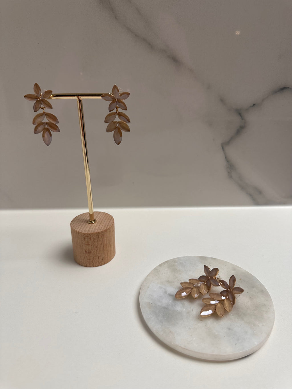 Oorbellen Lucy Beige