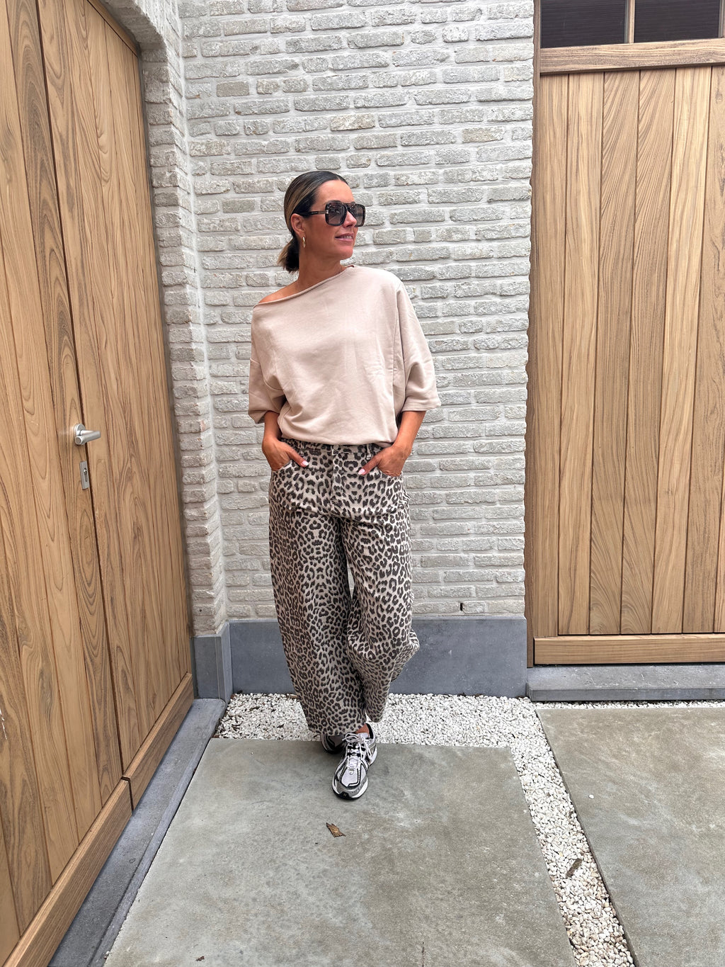 Sweater Offshoulder Oversized Yana Beige