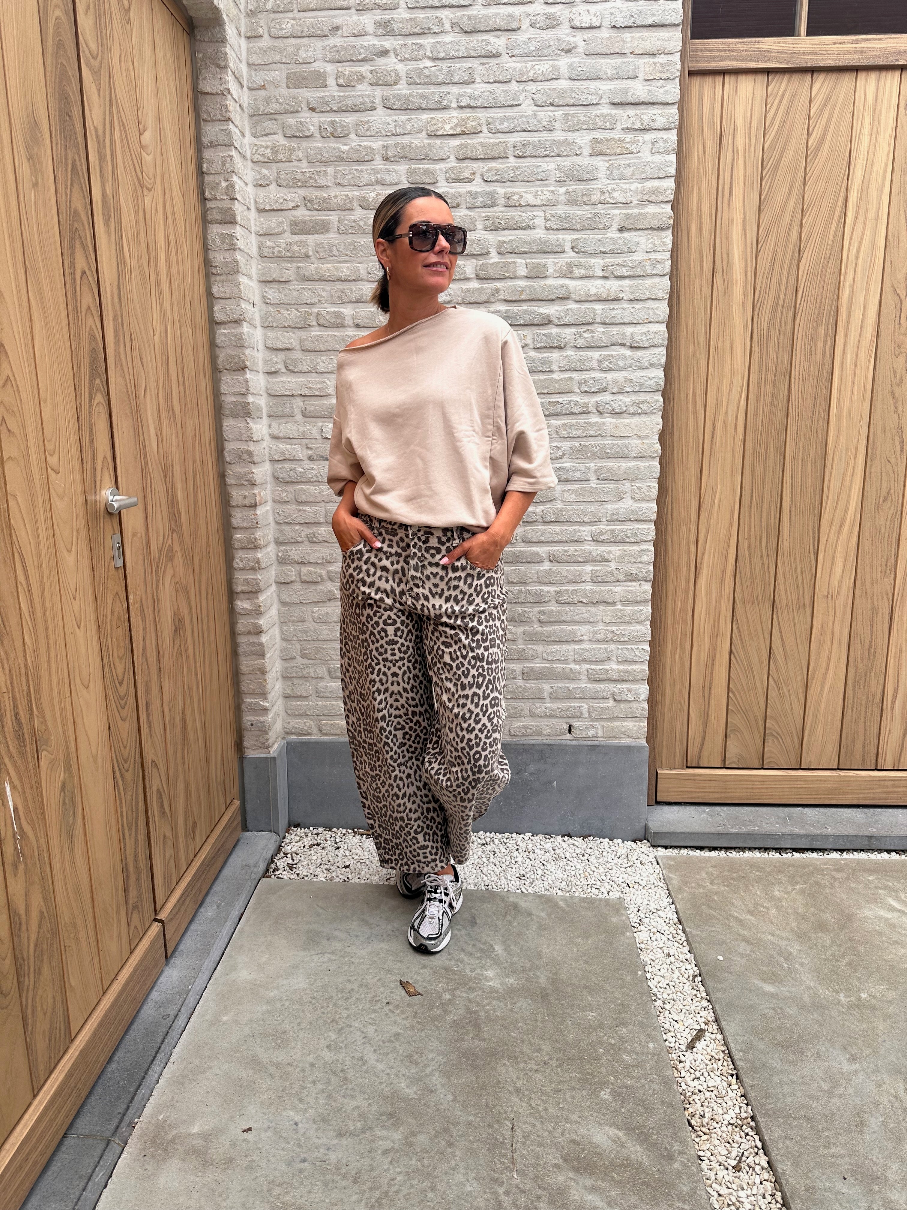 Sweater Offshoulder Oversized Yana Beige