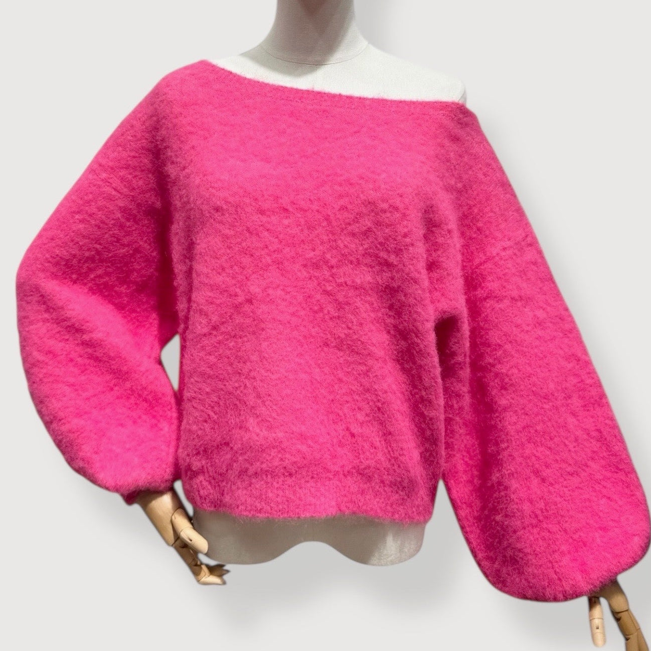 Pull Off-Shoulder Amy